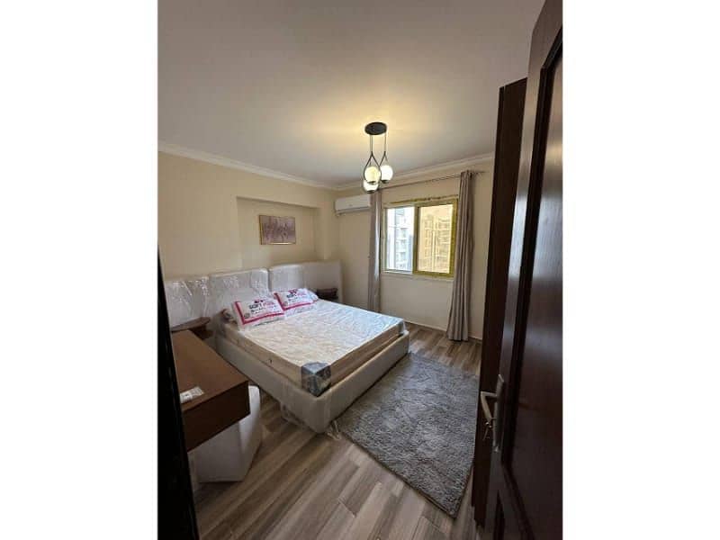 6 e39ebdb3-a474-4ccf-a23c-a8d86b6b8694. jpg