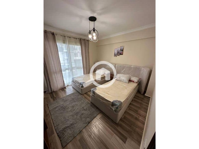 8 f1a8d944-33d4-423a-bf43-e5323411700c. jpg