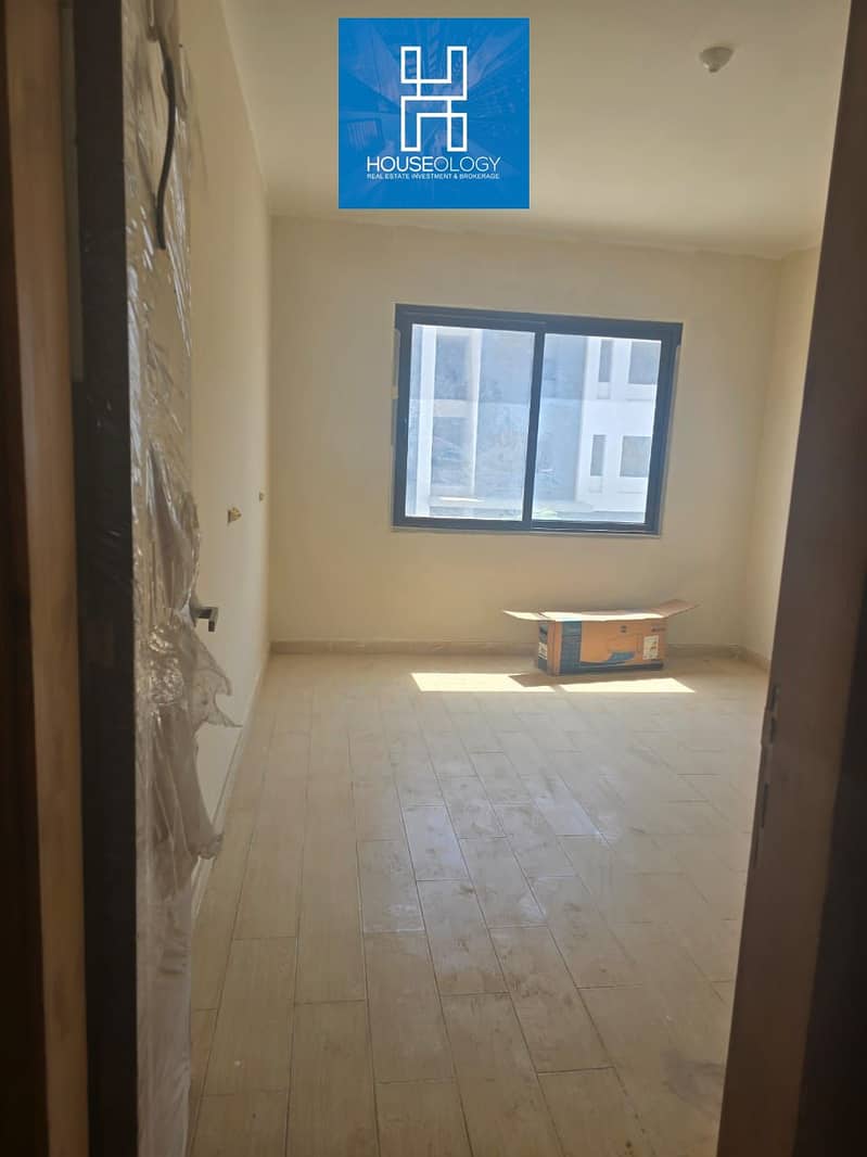 9 WhatsApp Image 2025-09-14 at 11.42. 36 AM. jpeg