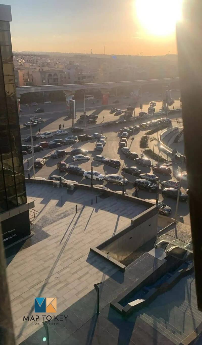 4 846cc4e9-3dff-47ff-a603-8a78e8a8d7b5. jpg