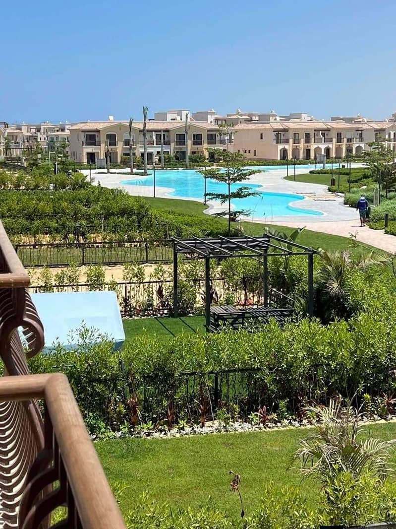 3 3e6aac00-b547-49dc-94e6-8c726272f473. jpg