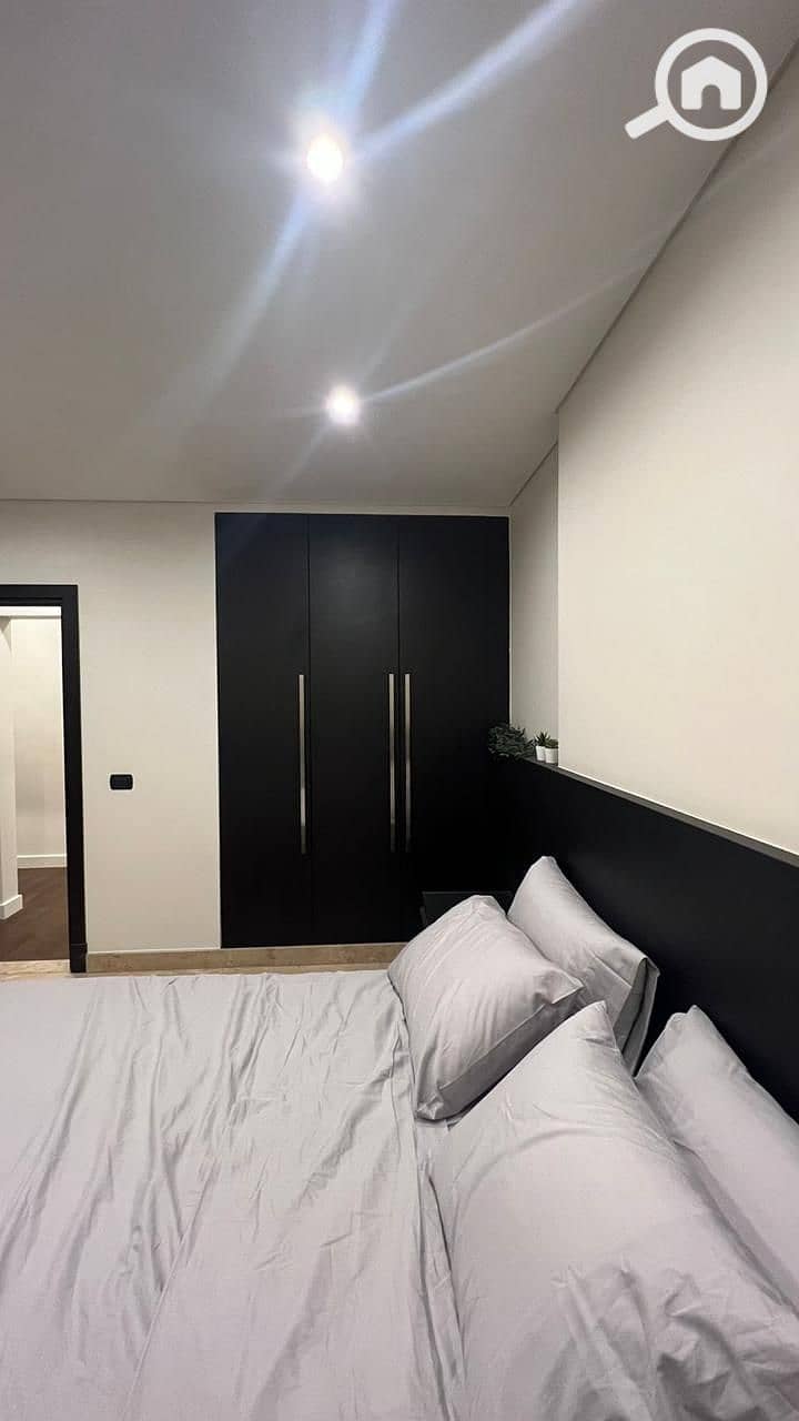 15 266c45e4-eed1-44b4-9b80-1140ca96870a. jpg