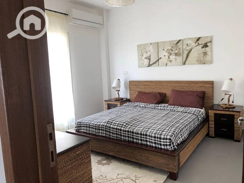 3 80bed3e5-1e33-4021-90f9-a7cc80a5bd95. jpg