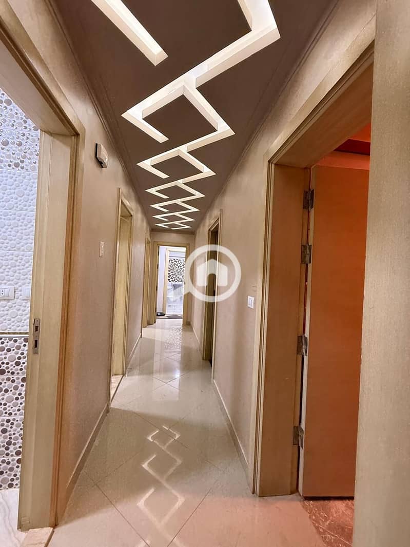 2 8ac2bab9-c5be-41f2-928f-aa8366261076. jpg