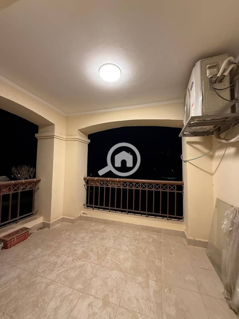 10 d4bd6e1d-2107-4b2b-96ad-a0dc01af08a9. jpg