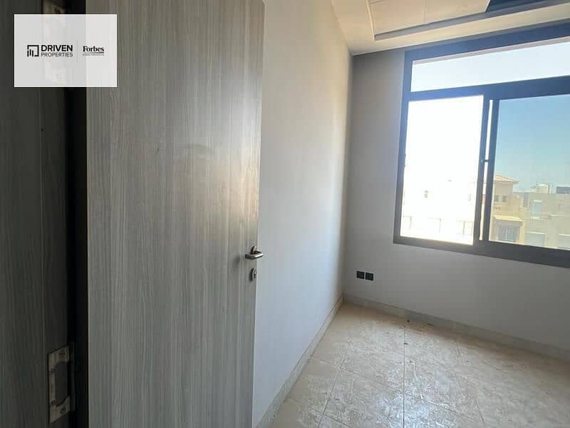 9 WhatsApp Image 2026-01-21 at 15.57. 00 (4). jpeg