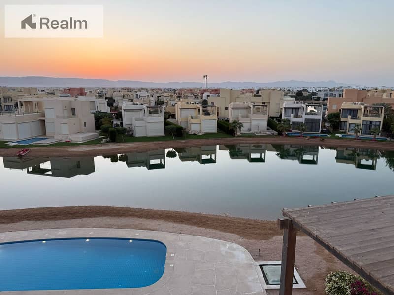 2 9e57899a-8ab5-46d5-a113-ecee959f6645. jpg