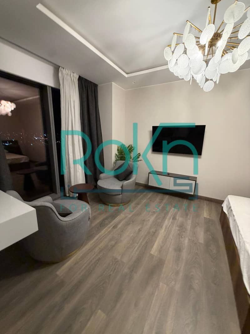 9 a31a23d8-d6b0-428d-b1a9-0c7d0e35f9f7. jpg