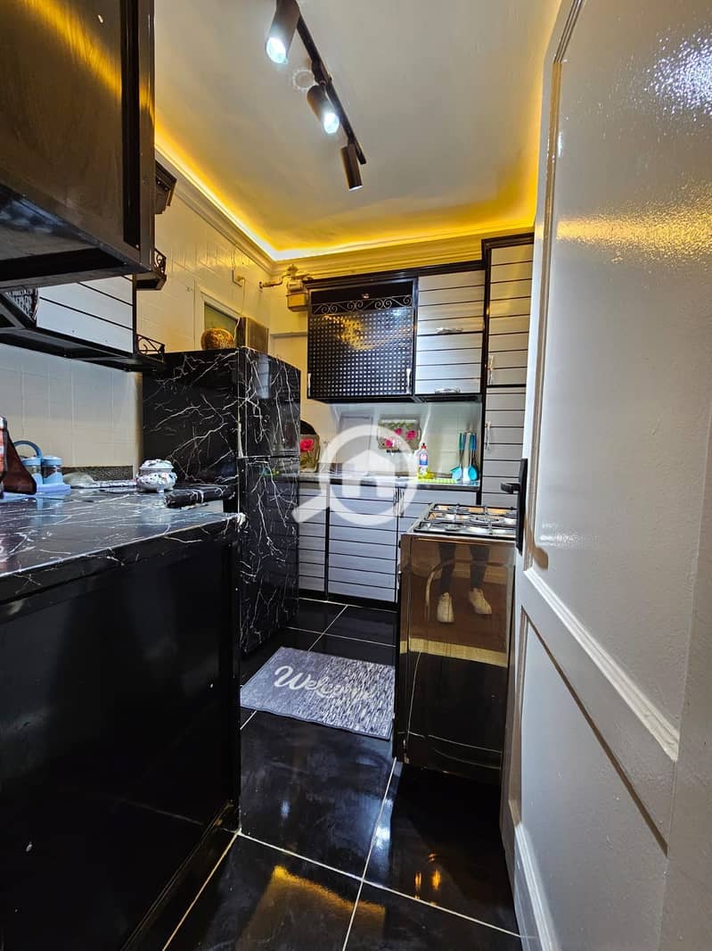 10 ec30e99b-0517-4b2a-aa99-fb1e866c71cd. jpeg