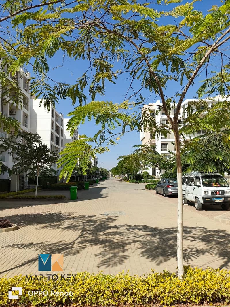 25 1a000f35-bc79-4b64-b692-f7e5ac6258c0. jpg