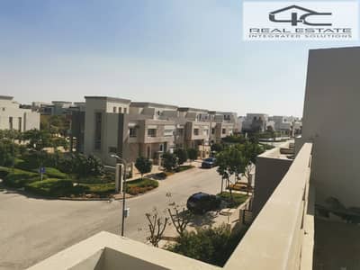 4 Bedroom Townhouse for Sale in New Cairo, Cairo - WhatsApp Image 2025-11-20 at 4.57. 13 AM (1). jpeg 4 Bedroom Townhouse for Sale in New Cairo, Cairo - WhatsApp Image 2025-11-20 at 4.57. 13 AM (1). jpeg