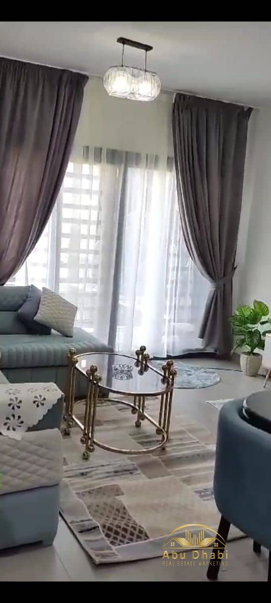 2 f7595cc4-e911-42bb-a51e-86a2a78caab2. jpg