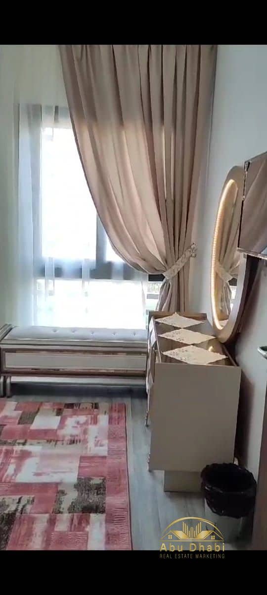 5 bef1bb72-52d9-40ec-a921-6f91243618b0. jpg