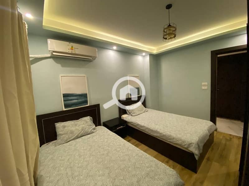 6 0afe8d98-c0b8-4fa8-892f-05c55bbf7182. jpeg