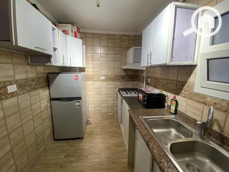 10 6890e4bd-7324-43e6-a59c-69d25233abfd. jpeg