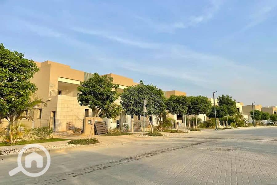 9 Background (14). png