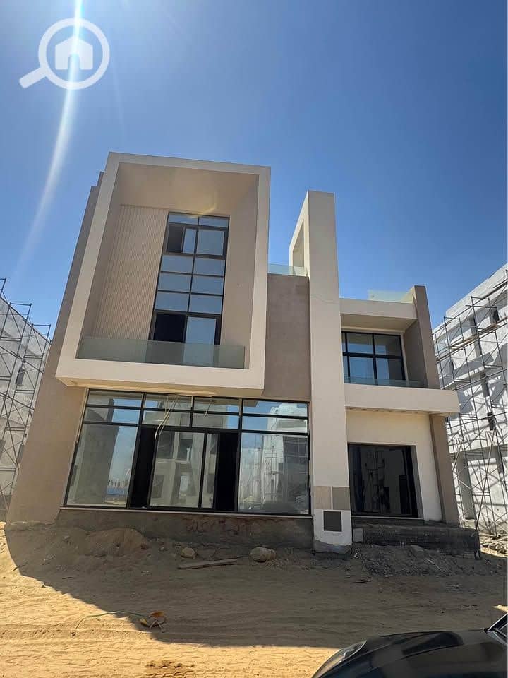 8 WhatsApp Image 2025-12-18 at 14.03. 44. jpeg