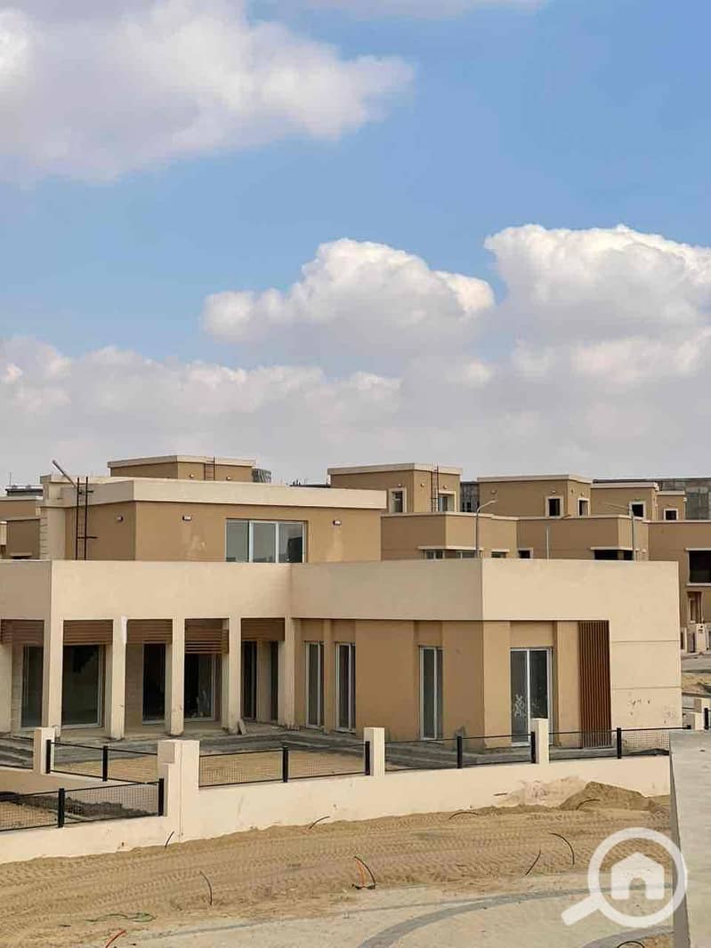 11 bae281aa-f201-48a0-8b22-8465001540ee. jpg