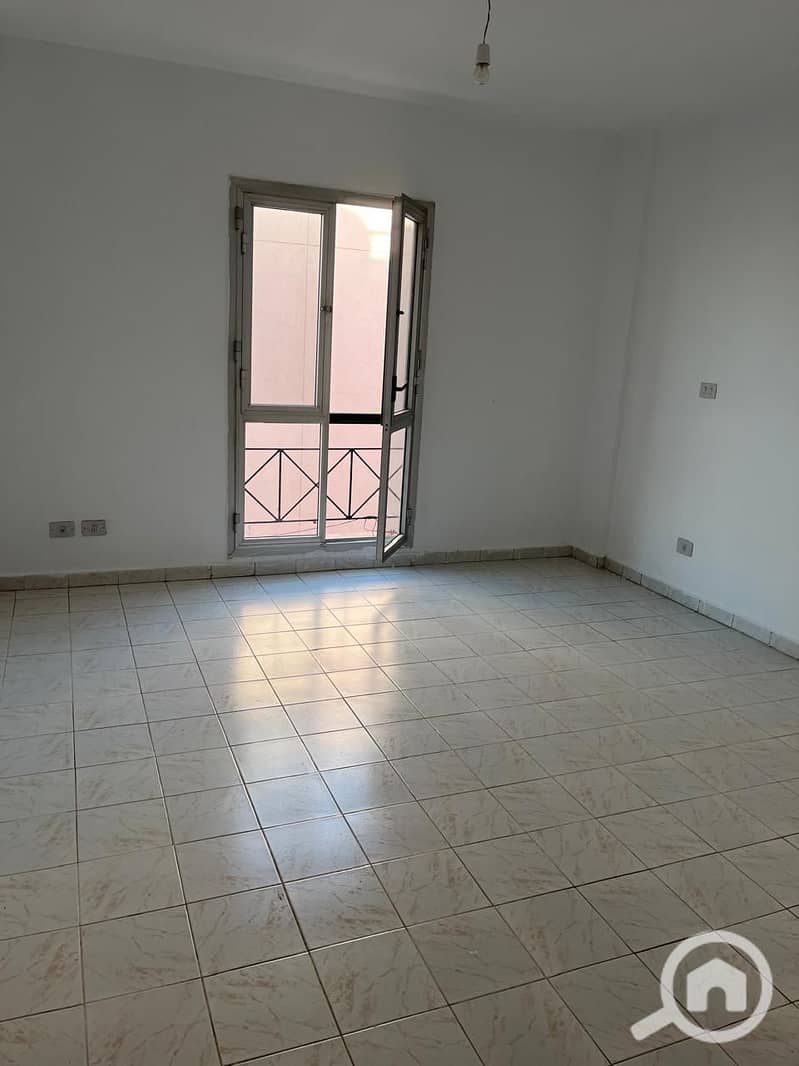 2 6f61361c-b100-446f-9233-eb772c37cd8a. jpeg