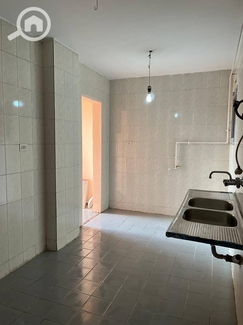 5 01e8bd58-aad1-4c61-9c3f-e87ceeb97e2f. jpeg