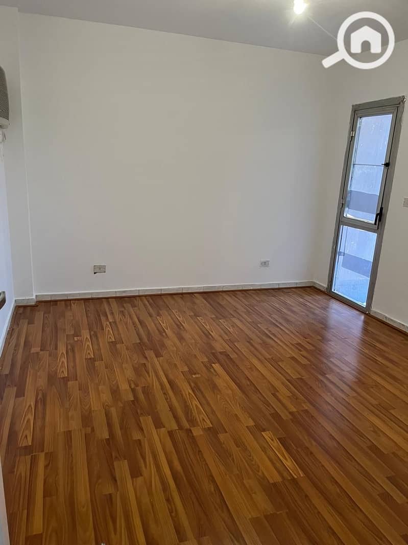 9 3299225c-b720-41ce-882d-7c175a8d288a. jpeg