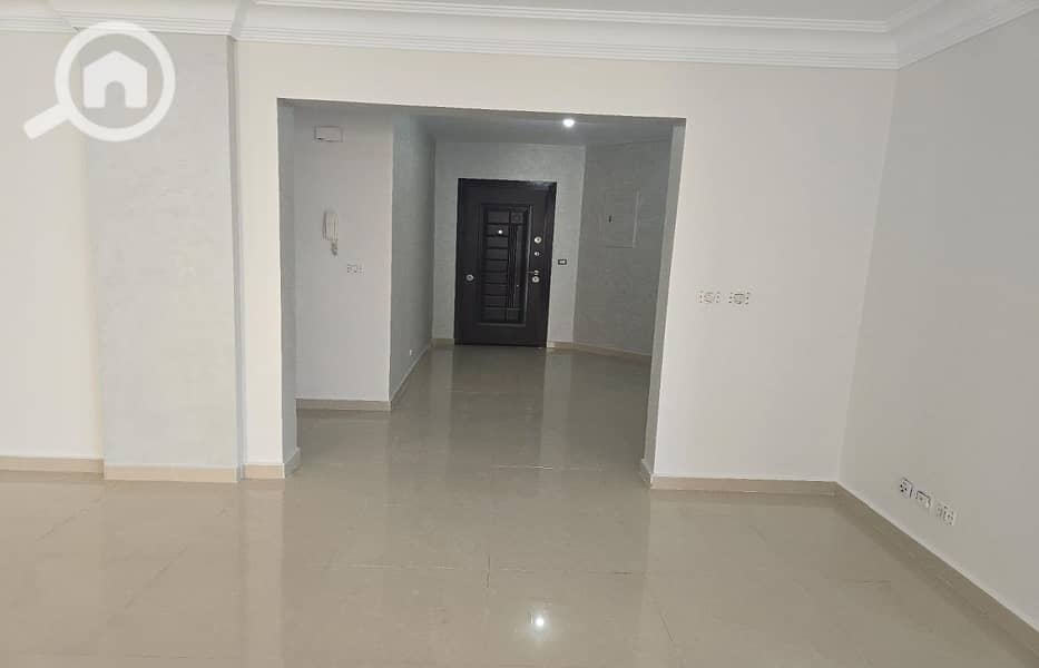 8 fa490fa4-5526-4e16-bb3a-90a00d4ae45d. jpg