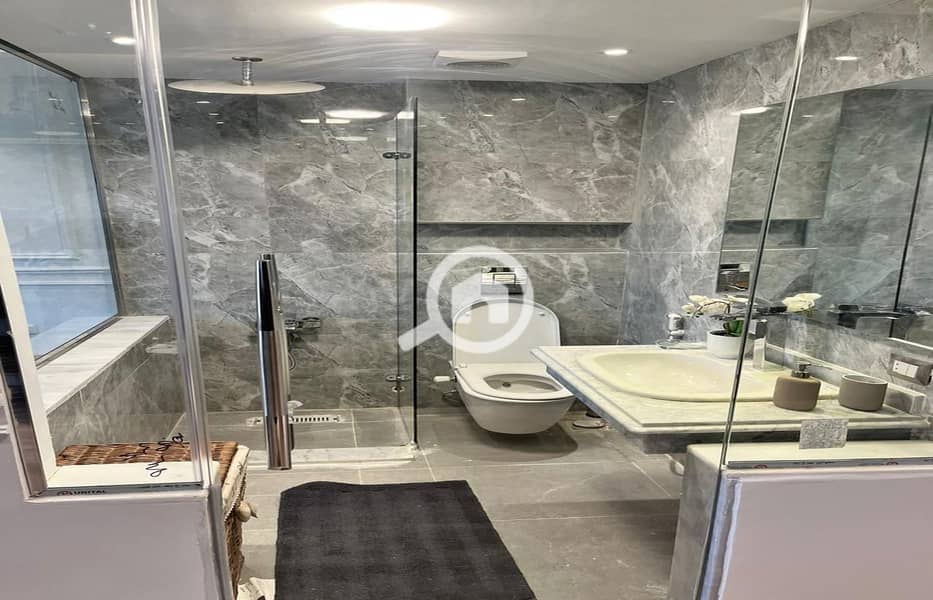 11 WhatsApp-Image-2024-10-22-at-9.02. 07-AM_1400x900. jpg