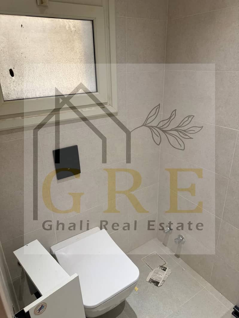 10 a4ad877e-2bb4-4b77-a55c-4198574e428c. jpg