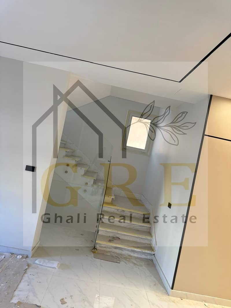 14 ead428be-ab6f-42a3-98d0-a903d0c027dc. jpg