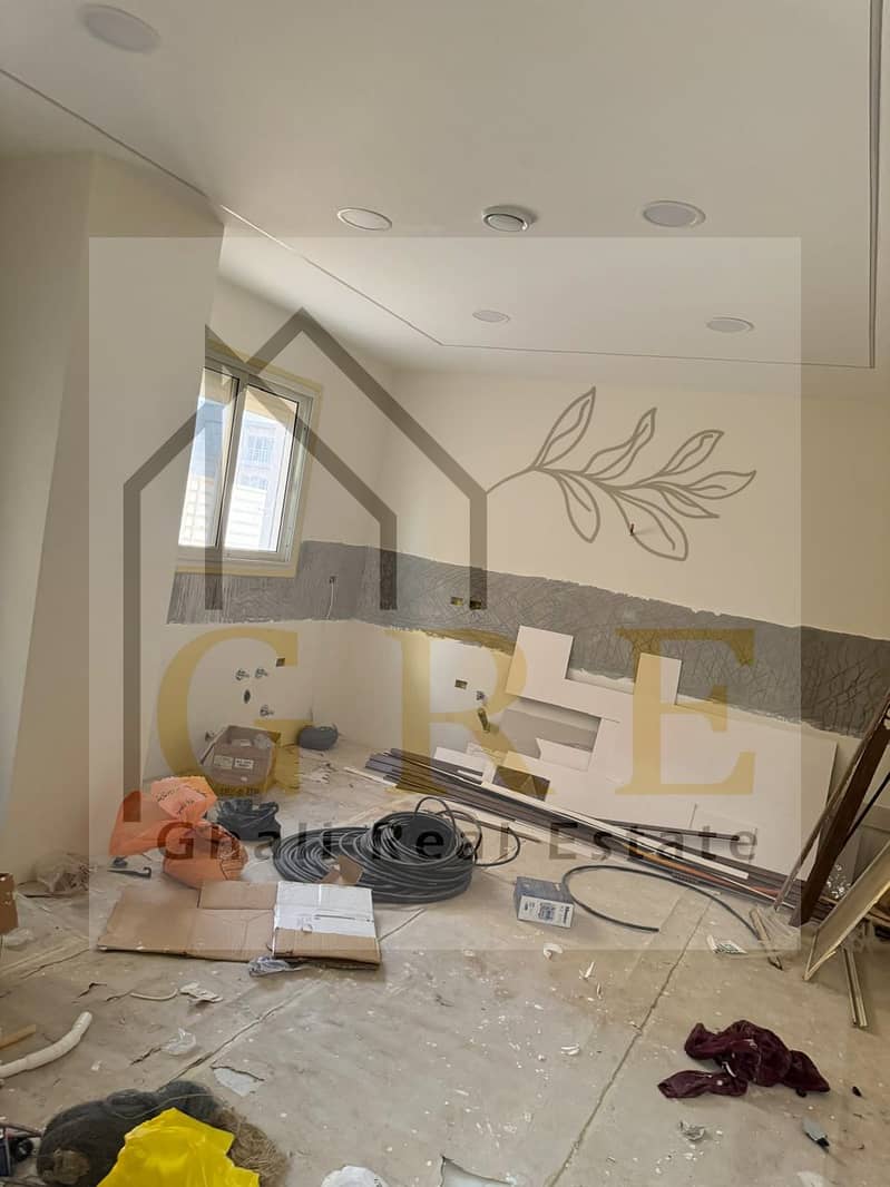 15 fb6190d8-1f50-440f-8e49-f4c0a13b5288. jpg