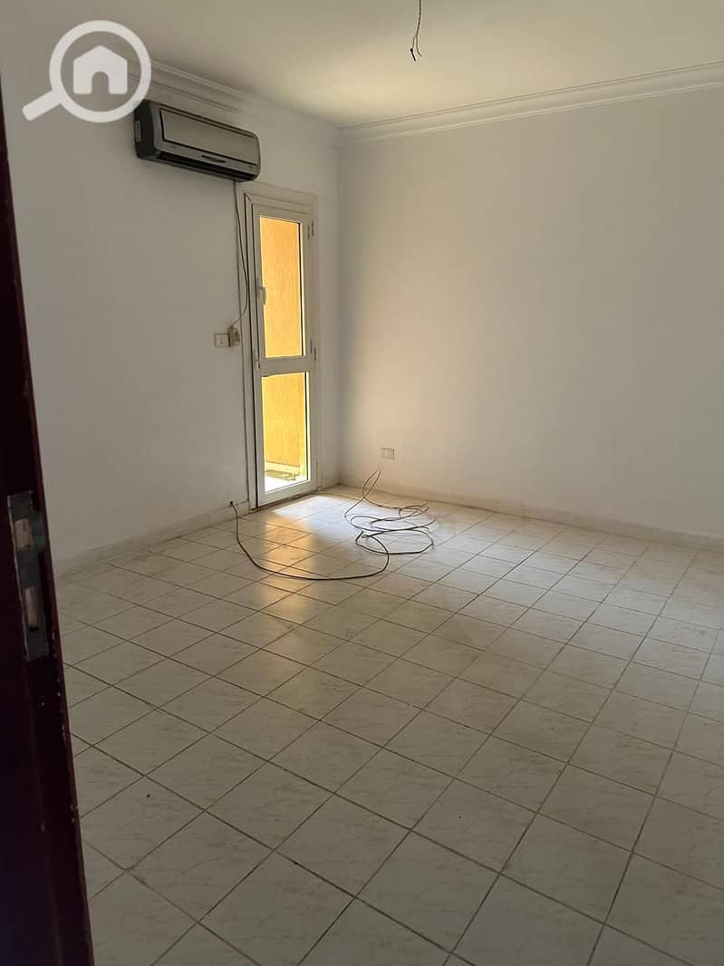 2 0667dfda-05a9-4aa4-aab7-883baf5fdd7c. jpeg