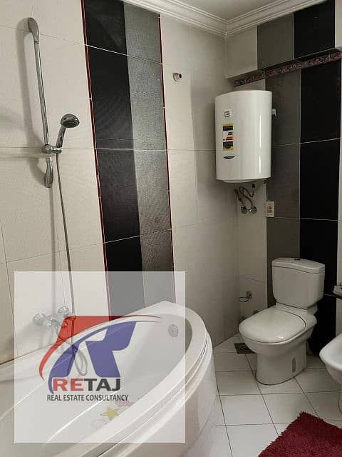 5 00dacfbc-c05d-426f-bcdb-7d90b2a80ea0. jpg