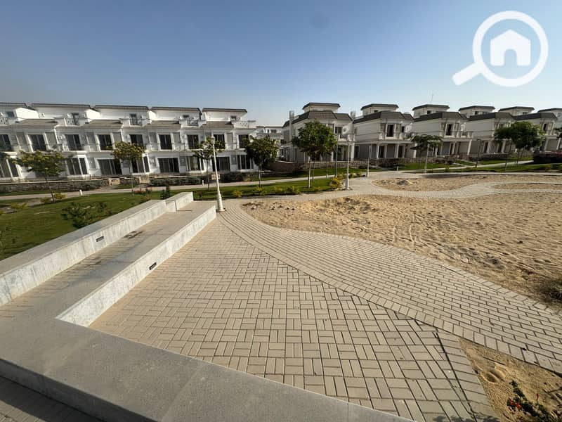 6 WhatsApp Image 2025-11-22 at 16.23. 55_cd79e678. jpg