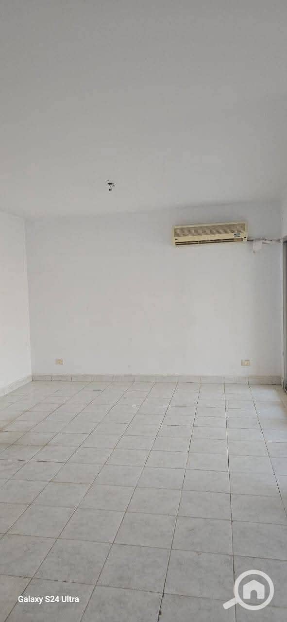 4 afdec849-7309-4494-8404-493acf1d2ca2. jpeg