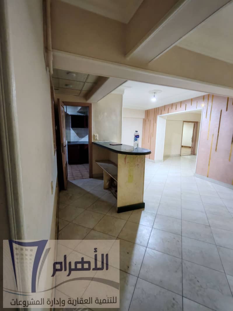 10 472927700_2338558419844704_1393269831064346006_n. jpg