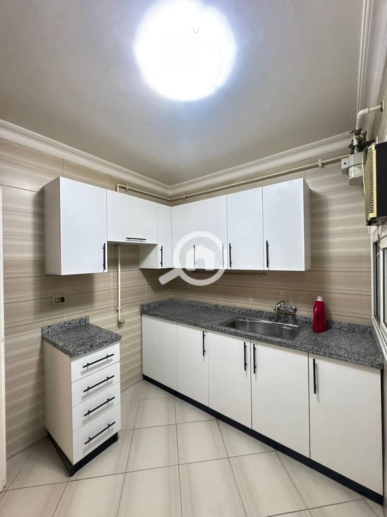 2 3a644191-8237-4e18-a6ba-c769874598a9. jpg