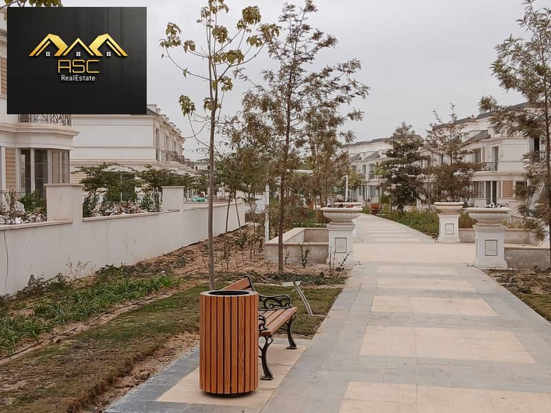 2 2cb21538-8860-40a8-a8ae-2f0119c25cf9. jpg