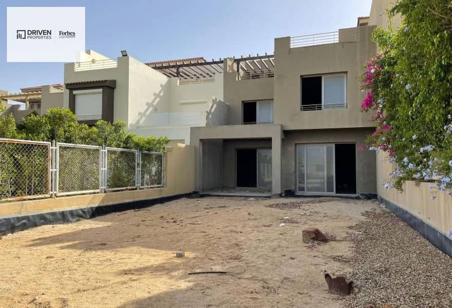 4 4e169529-a2e3-45cc-b1e4-51a73752aa00. jpg