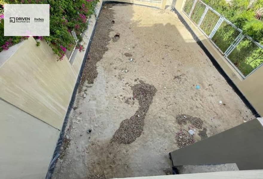 5 245f08ec-80d5-4353-9df7-37b9c8f01808. jpg