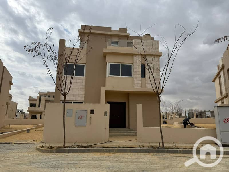 8 WhatsApp Image 2025-03-17 at 21.55. 22_13a169b7. jpg