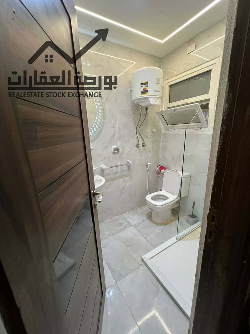 4 7d5a848e-3a57-433d-a3cd-0b8aa7046735. jpg