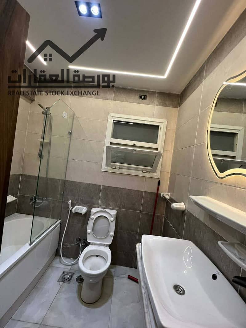 5 29a162b8-487e-4bde-a837-40dfb1f40f48. jpg