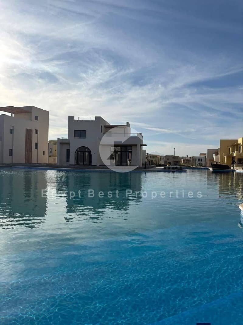 10 c4b17eab-f024-4027-a043-60baa0dde457. jpeg