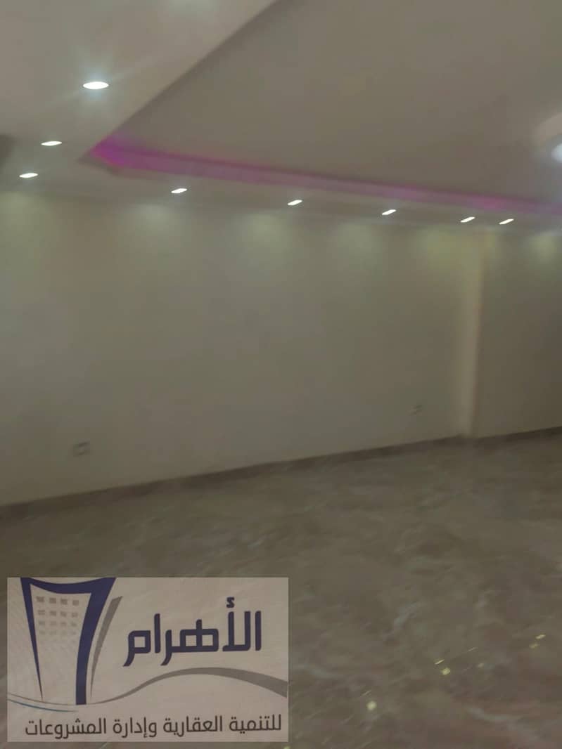 9 495320264_2440107476356464_7641409679379056804_n. jpg