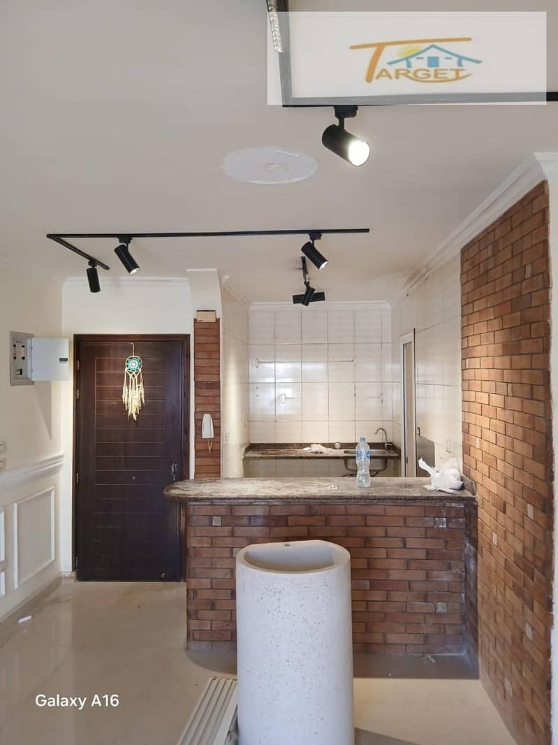 2 9db2773c-0e8d-49d3-ace7-708f75fdd3ab. jpg