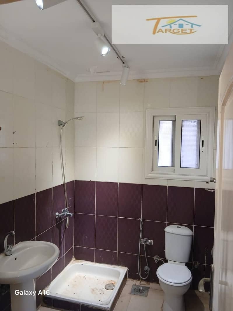 11 f6ae7c50-c12d-44f2-ac24-3f66033b8767. jpg