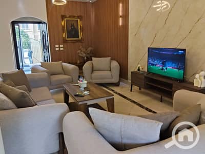 5 Bedroom Townhouse for Rent in New Cairo, Cairo - 795d49d2-5b98-46e1-8a89-7b98171f2537. jpg