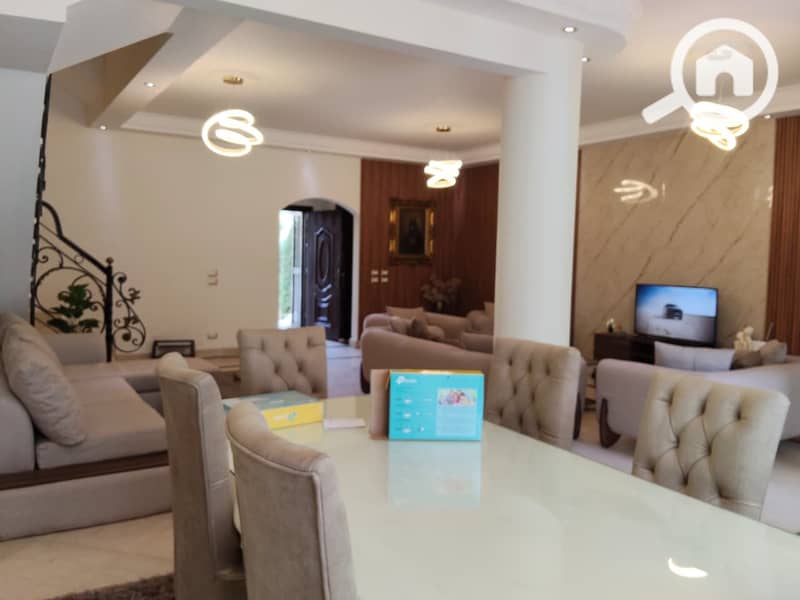 3 8de5332b-d9f7-4527-8983-af97b8834ab3. jpg