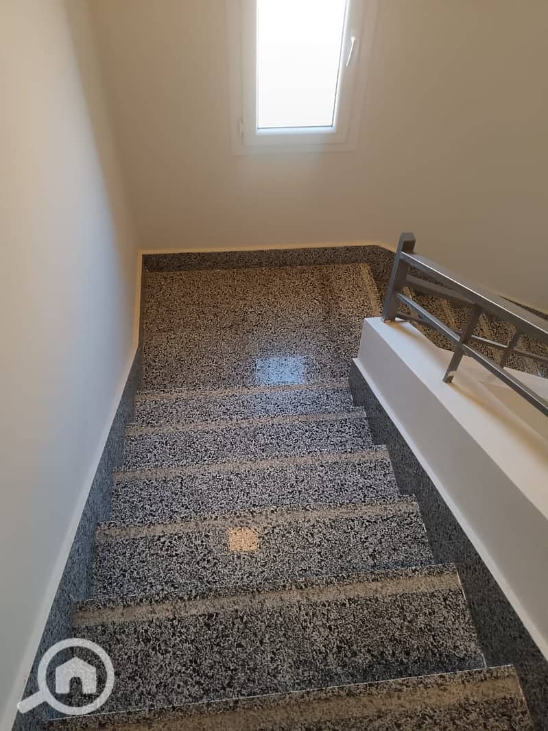 6 WhatsApp Image 2025-11-12 at 12.25. 52 (1). jpeg