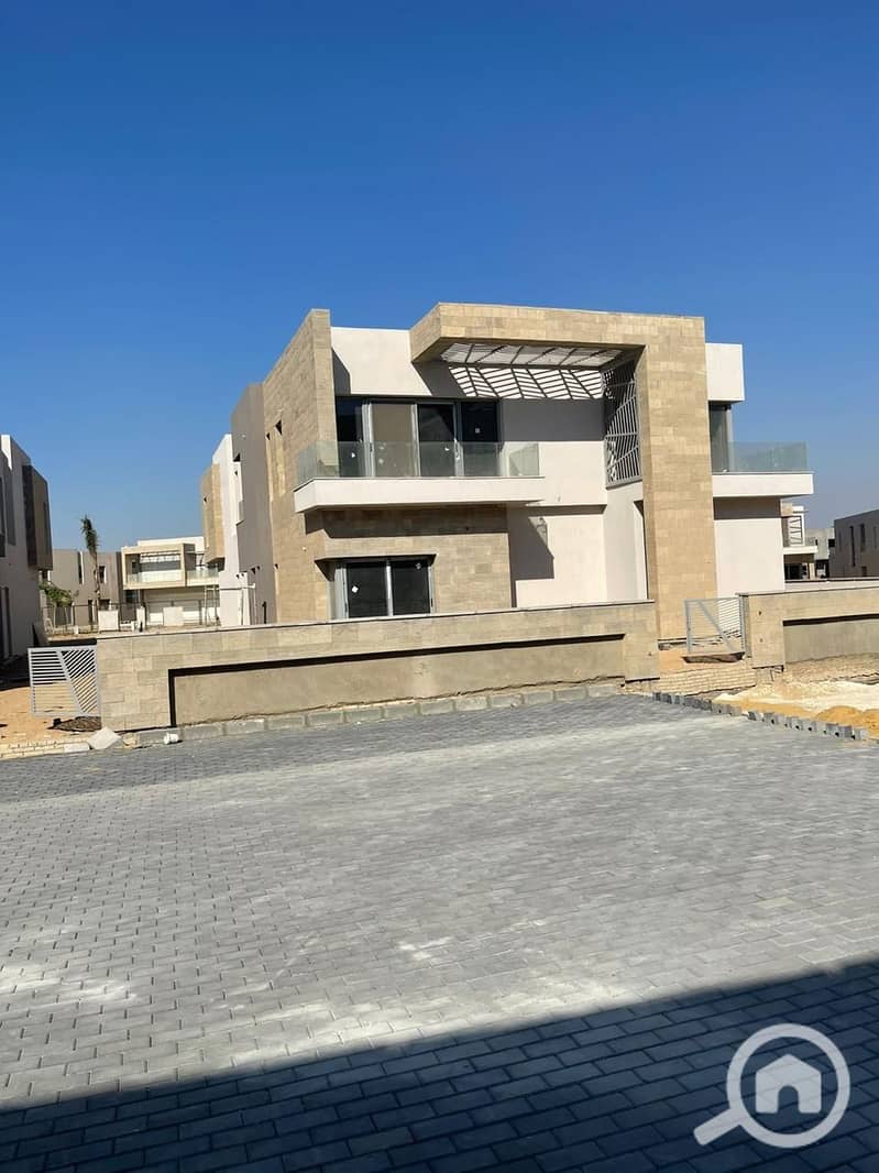 3 01df18c2-8368-40d6-bfb4-f7c3d111eb79. jpeg